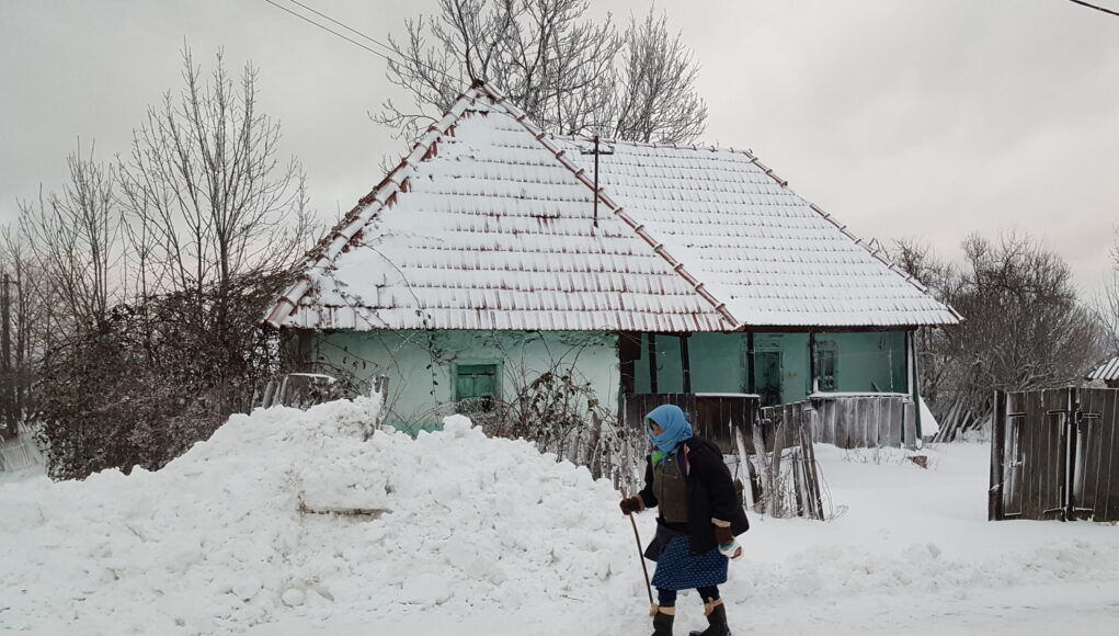 1-batrana-iarna-90
